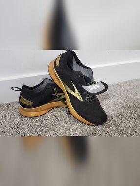 Brooks Women's Black and Gold Running Shoes